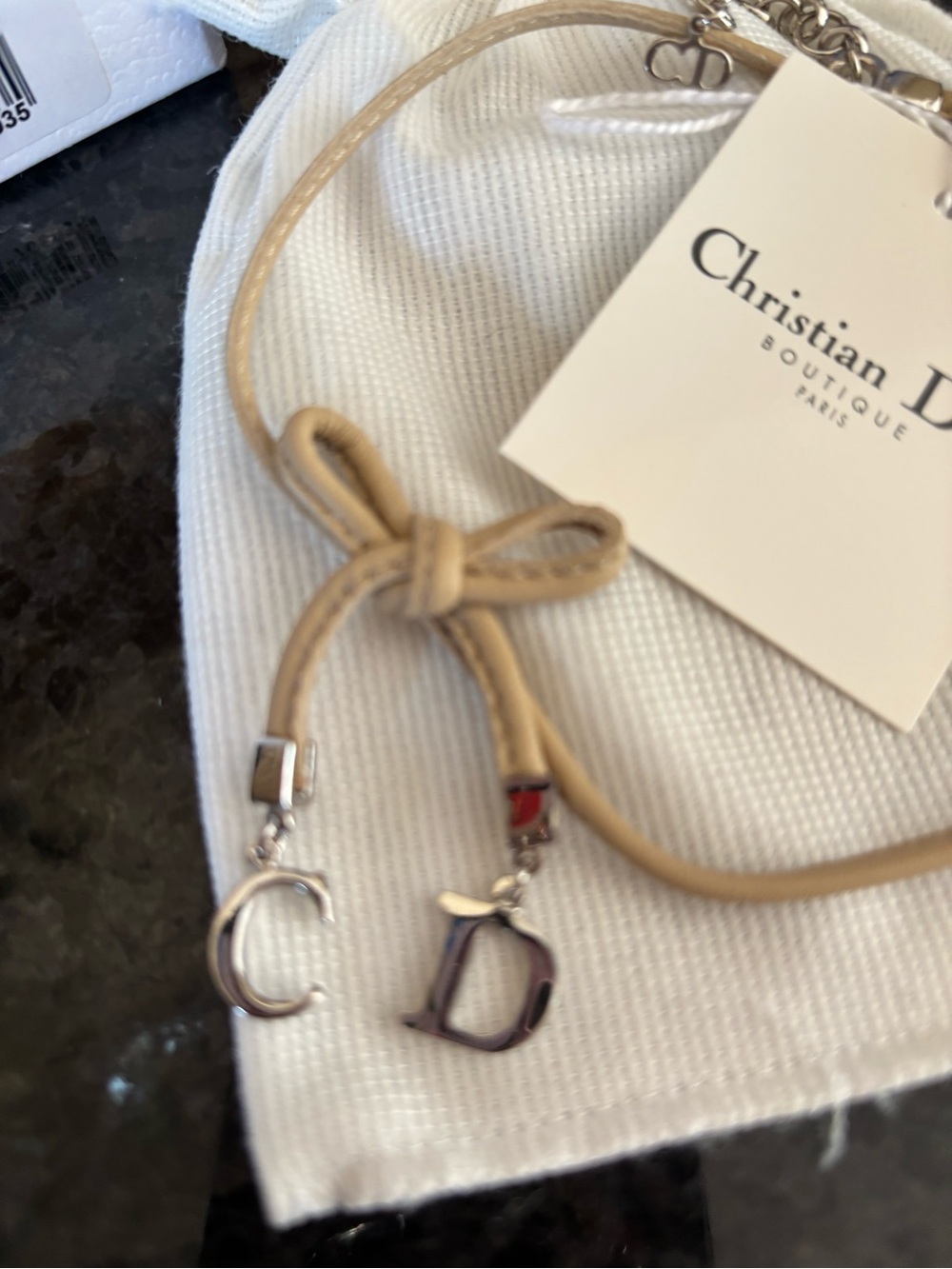 Christian Dior - Picture 2 of 5